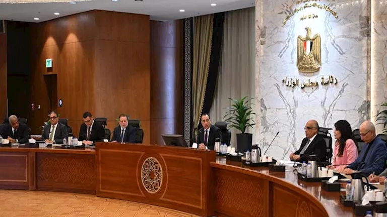 مدبولي: إجراءات لتيسير “التسجيل المبدئي” للعقارات.. وتصدير العقار