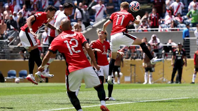 ريفر بليت يضرب أوراوا بثلاثية في كأس العالم للأندية