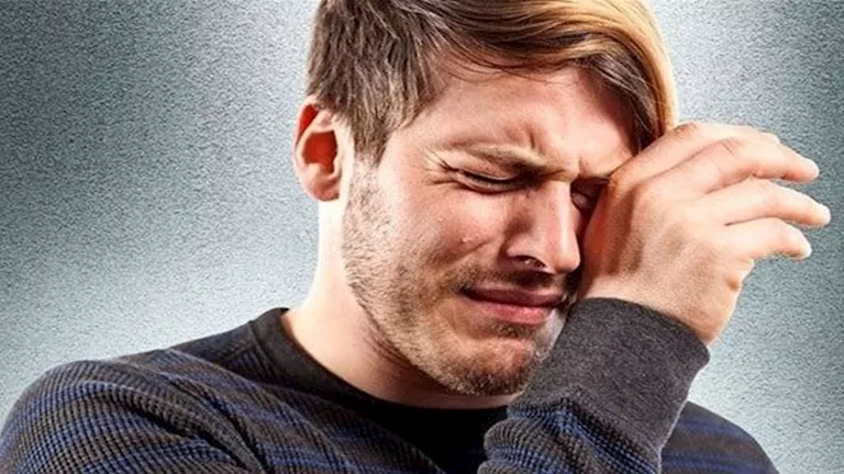 كيف يؤثر البكاء على صحة الرجال؟