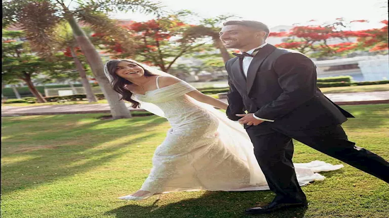 17 صورة لطاهر محمد طاهر وزوجته ورقصتهم الشهيرة