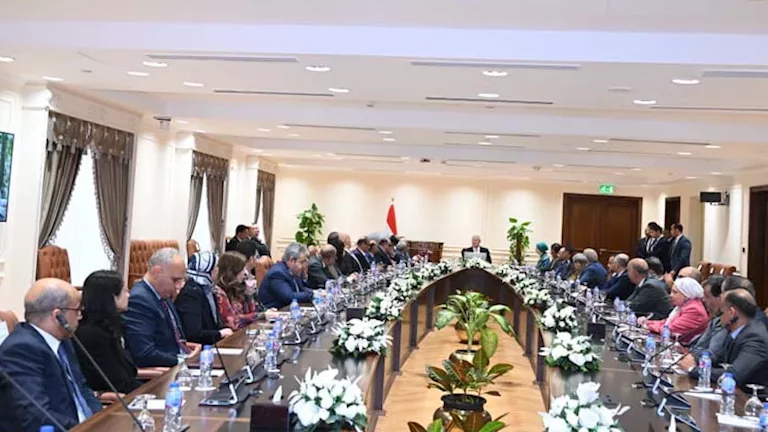 رئيس النواب يعقد لقاءً مُوسعاً مع السفراء المنقولين لرئاسة البعثات الد