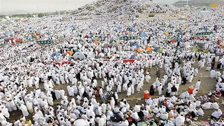 إعلام إيراني: أكثر من 10 آلاف حاج إيراني عالقون في السعودية