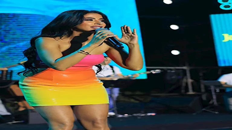 بفستان جريء.. روبي تتألق في أحدث ظهور لها (صور)