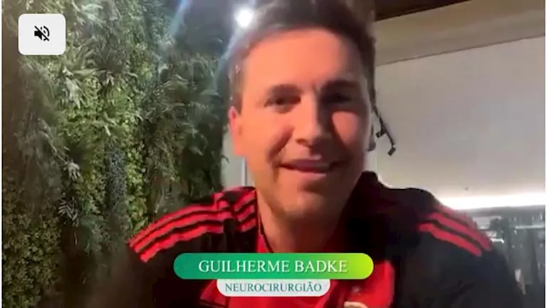 مريض يناقش مباراة في كأس العالم أثناء خضوعه لعملية جراحية في المخ