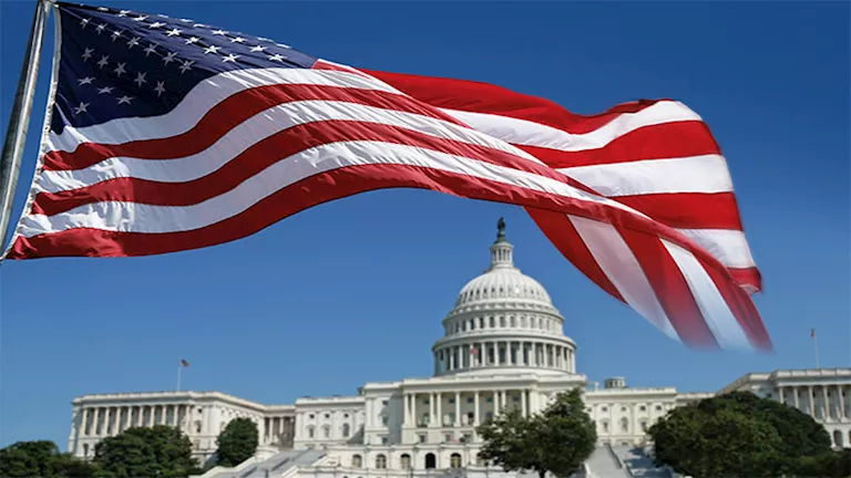 واشنطن: إسرائيل أبلغتنا بالهجوم بعدما أطلقت صواريخها على مقر حماس