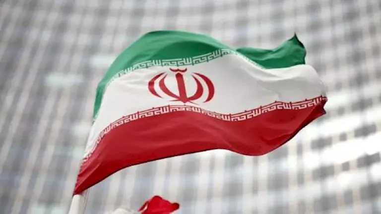 مسؤول بريطاني: إيران تشترط وقف هجمات إسرائيل لبدء مفاوضات نووية