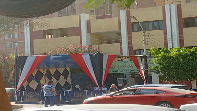 بدء امتحان اللغة العربية للثانوية العامة في بني سويف -فيديو وصور