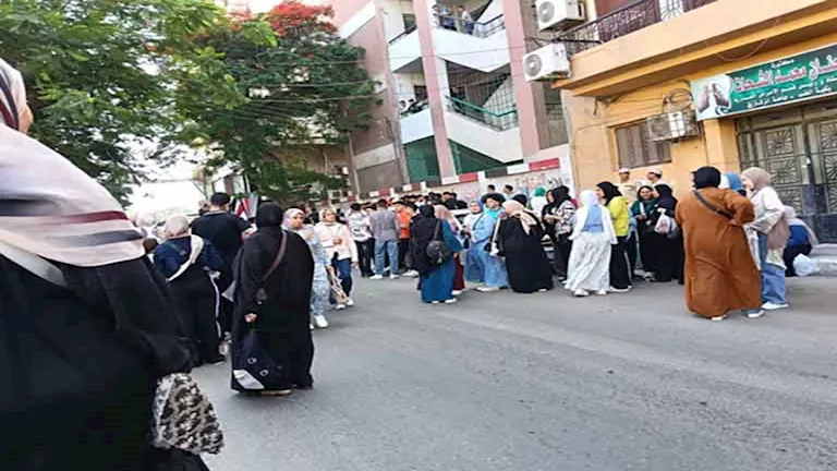 إصابة طالبتين ومراقب بلجان الثانوية العامة في الشرقية