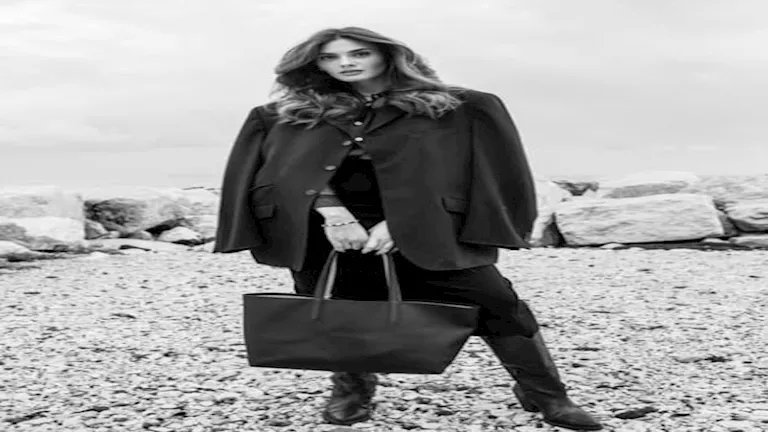 في غاية الجمال.. تتويج صوفيا فيولا ملكة جمال العالم إيطاليا 2025