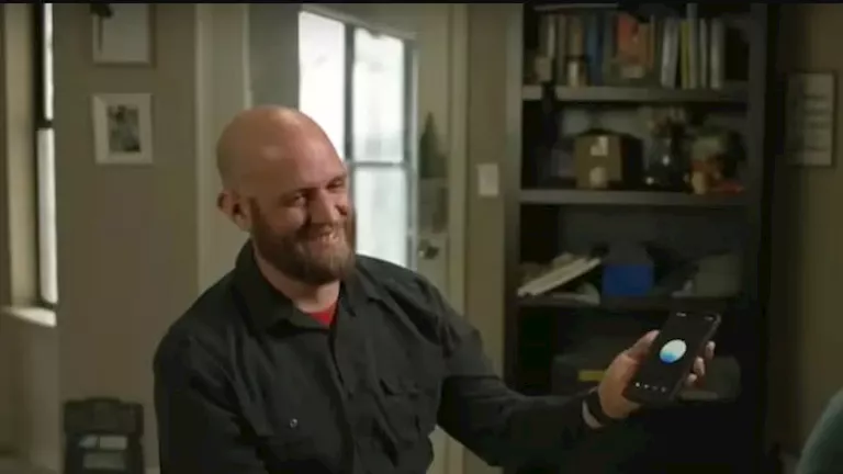 أمريكي يفسخ خطبته ليتقدّم لروبوت.. “وقعت في حبها”