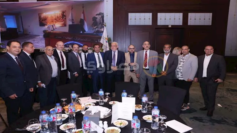 “الغرف السياحية”: لجنة مشتركة مع المالية لمراجعة التهرب الضريبي بالقطا