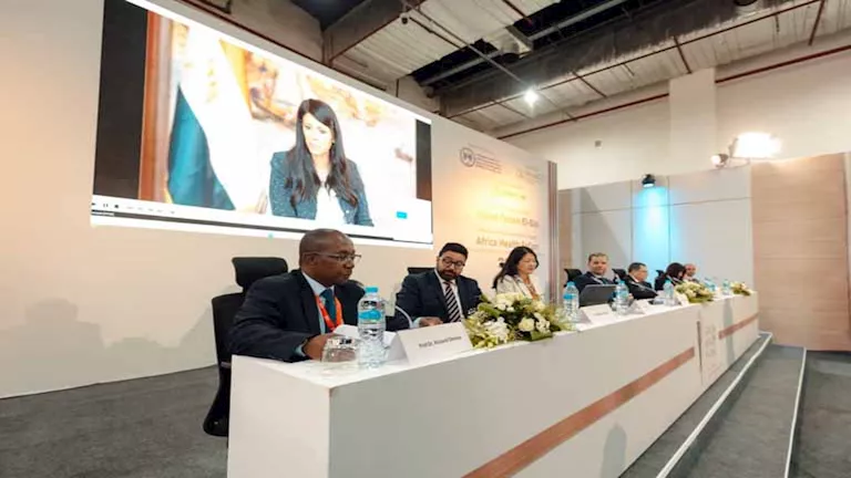 “التأمين الشامل” تستعرض تجربة مصر في تحقيق الاستدامة المالية