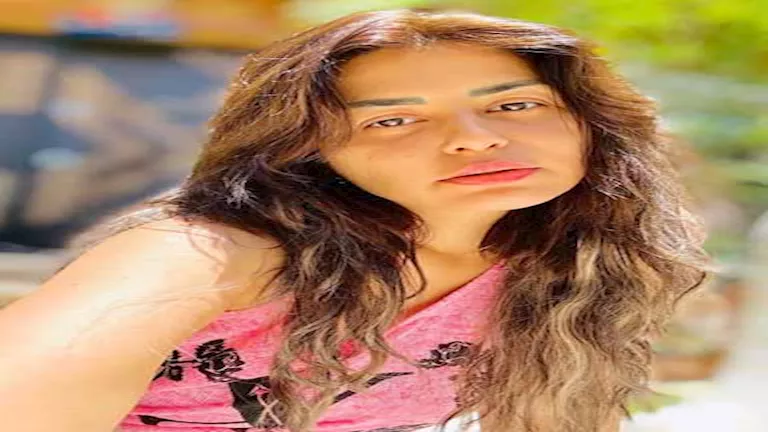 “جريئة”.. أحدث ظهور لـ منة فضالي والجمهور يغازلها (صور)