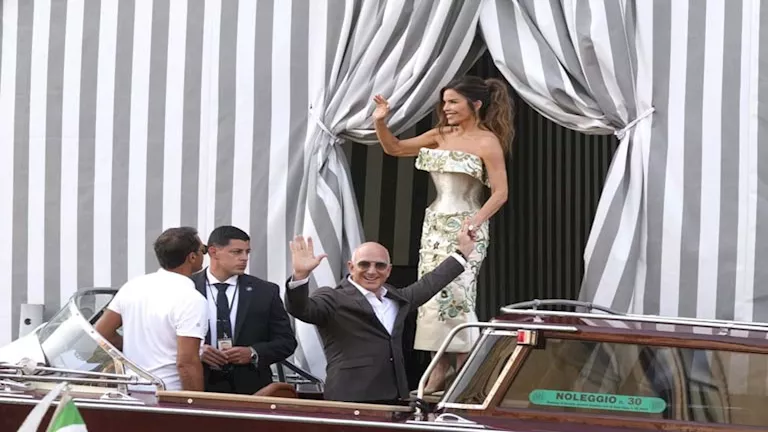 زفاف أسطوري بتكلفة 55 مليون دولار.. هكذا احتفل جيف بيزوس ولورين سانشيز