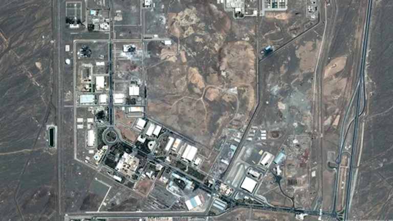 ترامب يغرد بالنصر وحيدًا.. هل أنهت الضربة الأمريكية النووي الإيراني؟