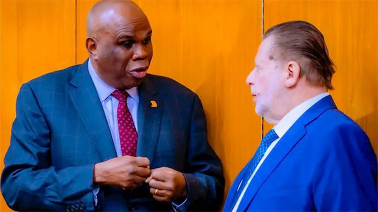 محافظ المركزي يشارك في افتتاح اجتماعات أفريكسيم بنك