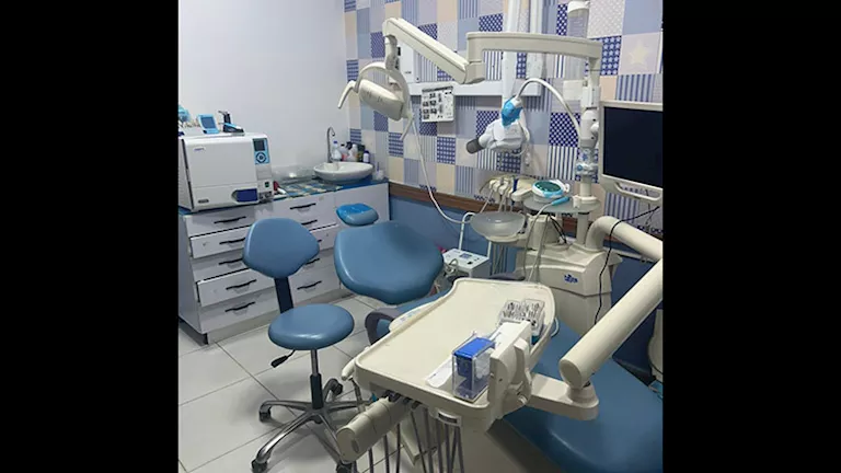 بالصور.. غلق وتشميع مركز حضّانات و4 عيادات تخصصية في بني سويف