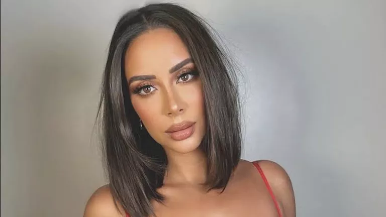 سحر اللون الأصفر.. 10 صور مبهرة لإطلالة بسنت شوقي تخطف الأنظار