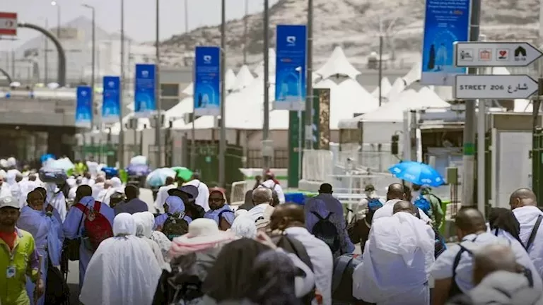 الحج 2025.. تصعيد حجاج السياحة لعرفات ومنع أصحاب تأشيرات الزيارة