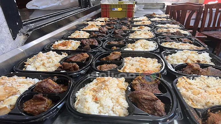 مسيحيون ببورسعيد يطهون فتة اللحمة للمسلمين احتفالًا بعيد الأضحى