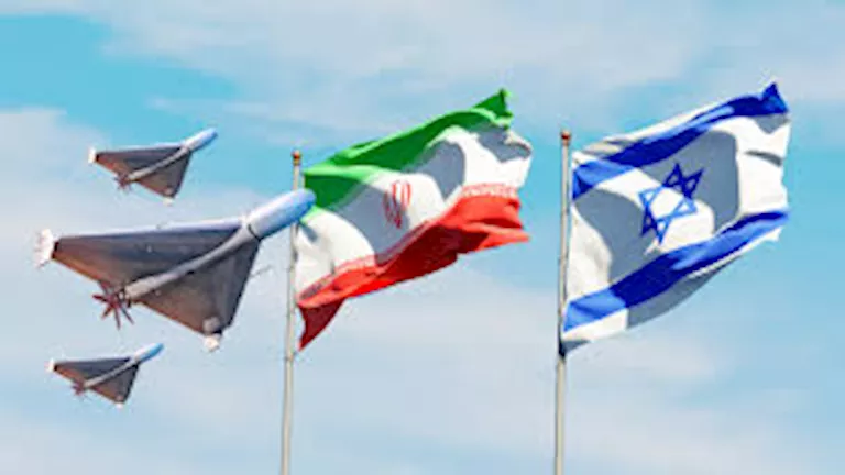 مصادر: إسرائيل تقبل إنهاء الحرب إذا أوقف خامنئي إطلاق النار