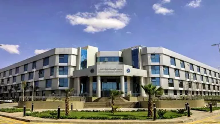 طوارئ مجمع الإسماعيلية الطبي يستقبل 1000 حالة في أول أيام العيد