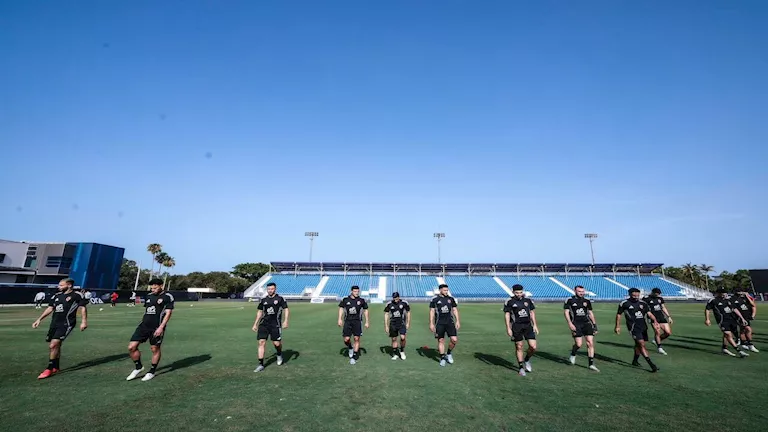 موعد مباراة الأهلي وباتشوكا الودية والقناة الناقلة