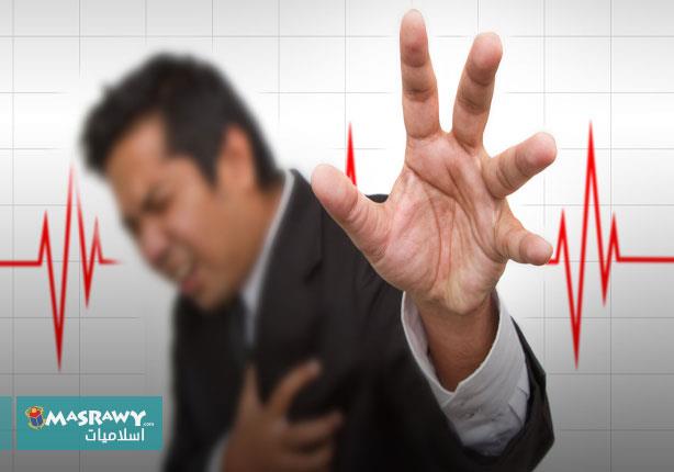 يؤذي قلبك.. حسام موافي يحذر من مشروب يعشقه ملايين (فيديو)