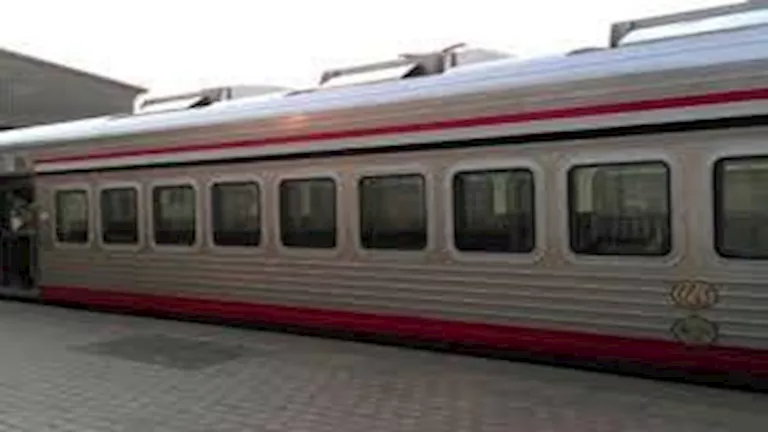 مقاعد الركاب اختفت.. كشف لغز العربة المفقودة خلال رحلة قطار