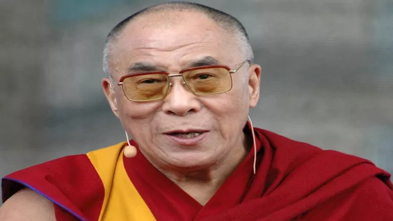 الدالاي لاما يعلن أنه ينوي التجسد مرة أخرى بعد موته (فيديو)