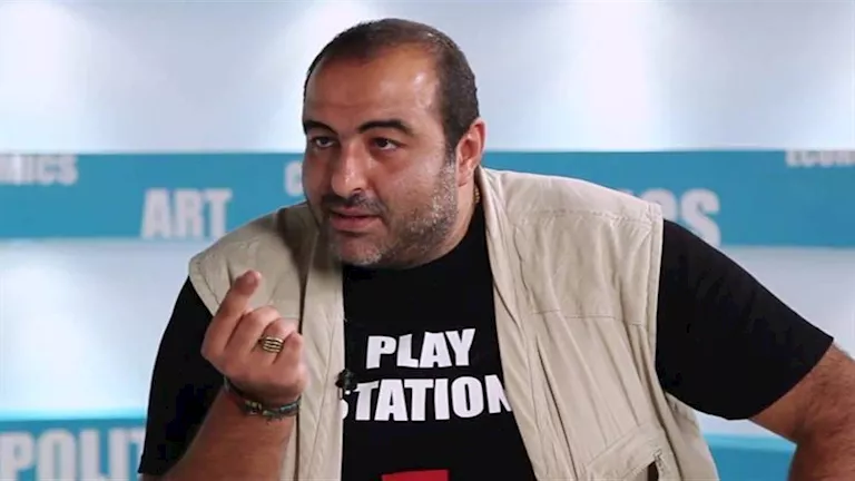 نقيب المهن التمثيلية يعلن وفاة المخرج الكبير سامح عبد العزيز