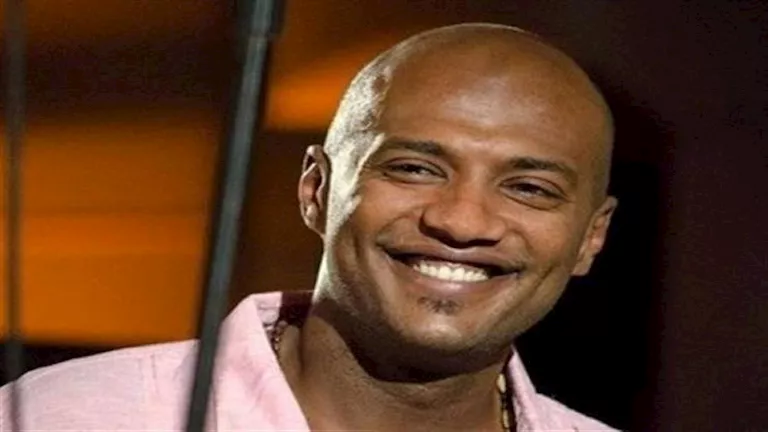 أمير صلاح الدين يكشف تفاصيل إصابته بمرض نادر: “الدكتور قالي لو عطست هت