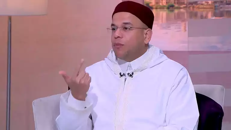 أسامة قابيل: من يُحلل الحشيش يُخادع الناس.. فهل يرضى أن يشربه أولاده