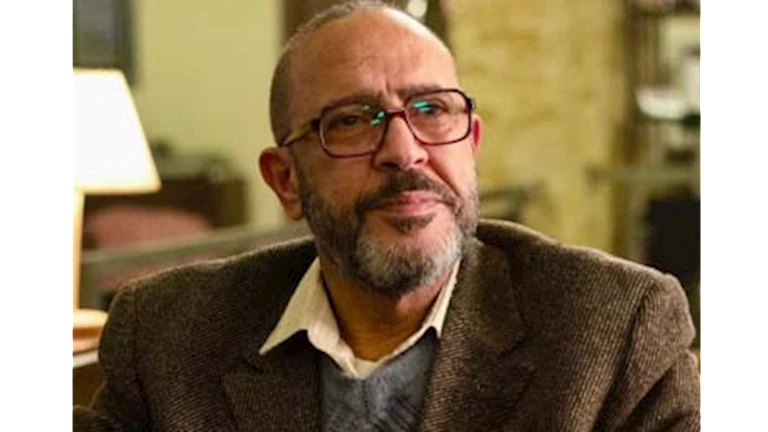 أشرف عبدالباقي ينعى لطفي لبيب: “مع السلامة يا أجمل حد في الدنيا”