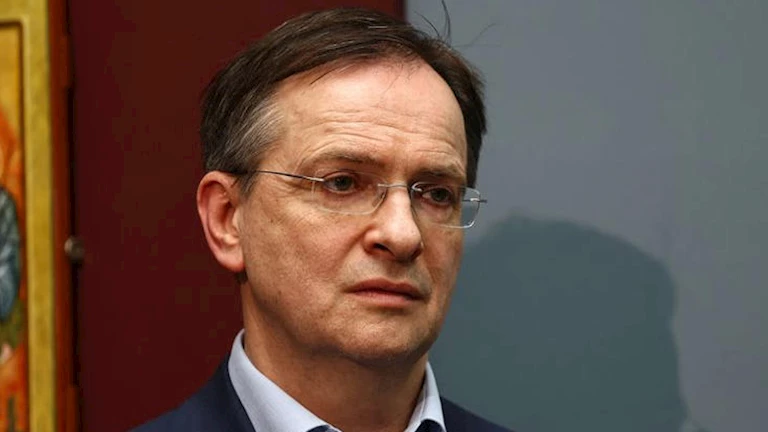 روسيا تقترح على أوكرانيا تشكيل فرق عمل للتواصل عبر الإنترنت