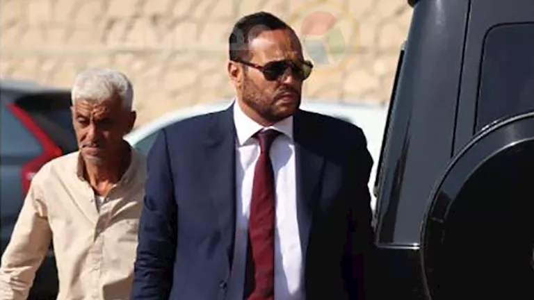 وصول رجل الأعمال محمد حلاوة جنازة المخرج سامح عبد العزيز- (ص