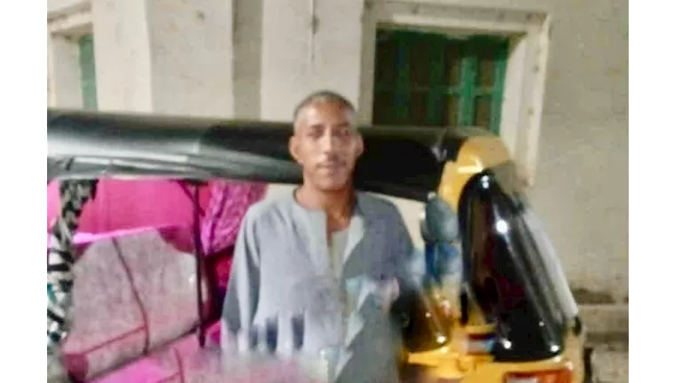 سائق يُعيد 70 جرام ذهب بإسنا.. ويؤكد: “دي أمانة وربنا هيحاسب