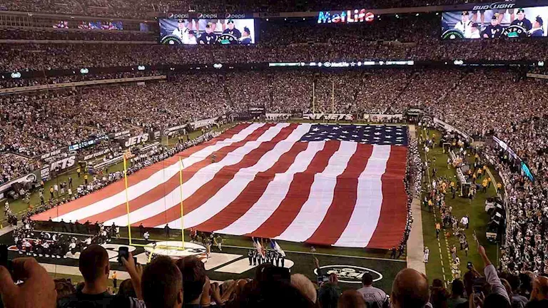 ملعب نهائي كأس العالم للأندية شاهد على حسرة ميسي