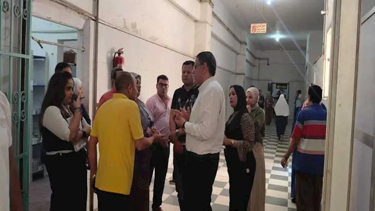 بعد زيارة مفاجئة.. وكيل صحة المنوفية يرصد تدهورًا بمستشفى تل