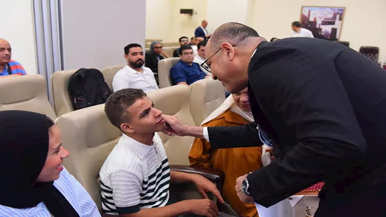 “جبران” يُسلم عقود عمل لذوي الهمم ويفتتح ندوة توعوية بقانون