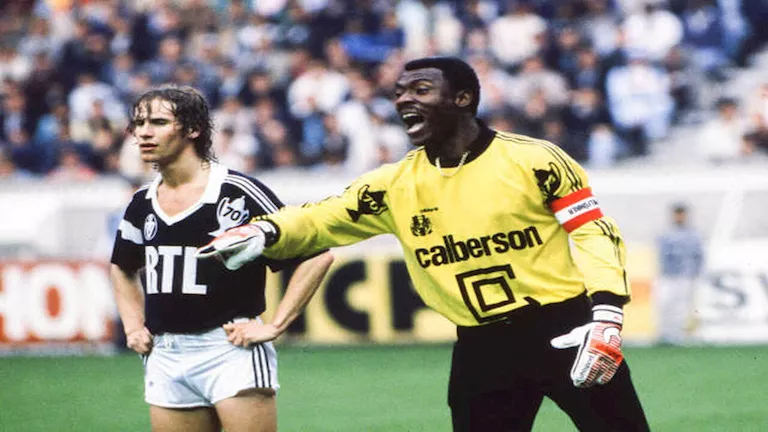 حارس القرن لمصراوي: “زوجتي وقفت إلى جانبي طوال مسيرتي”