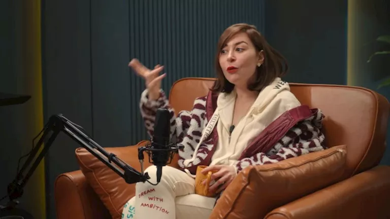 منة شلبي: “قعدت في أولى معهد فنون مسرحية 3 سنين وكنت عايزة اترفد”