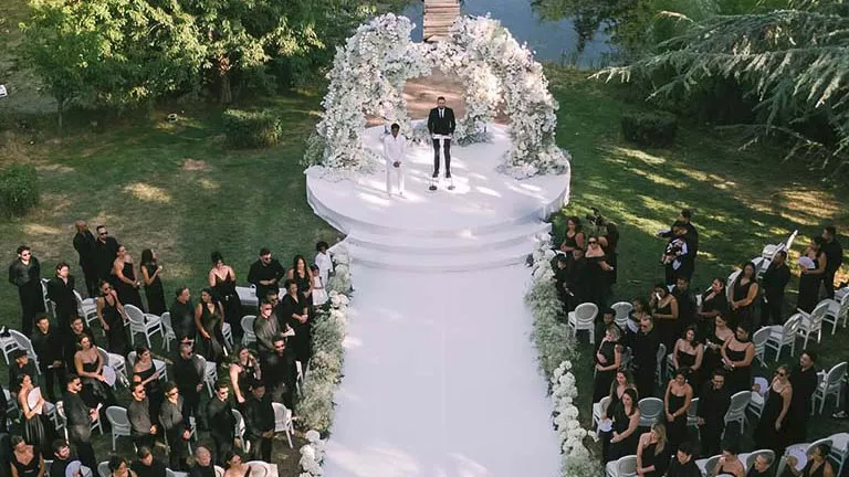 12 صورة من حفل زفاف نجم ريال مدريد الرسمي في إسبانيا