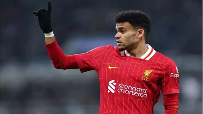 رسالة وداع وطموح جديد.. أول تعليق للويس دياز بعد رحيله عن ليفربول