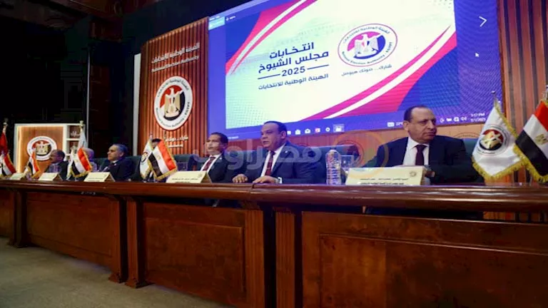 برنامج إلكتروني موحد يتيح تتبعًا لحظيًا لأوراق المرشحين