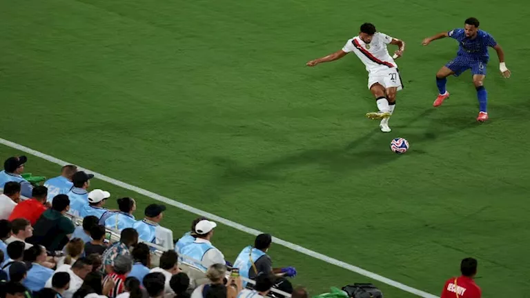 10 صور لأغرب لقطة في مباراة الهلال ومان سيتي بمونديال الأندية (فيديو)