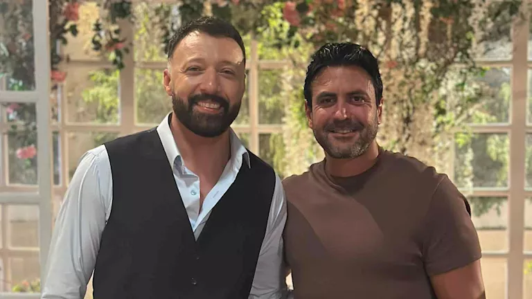 معتز حسين رجل أعمال ومذيع في مسلسل “اتنين قهوة”