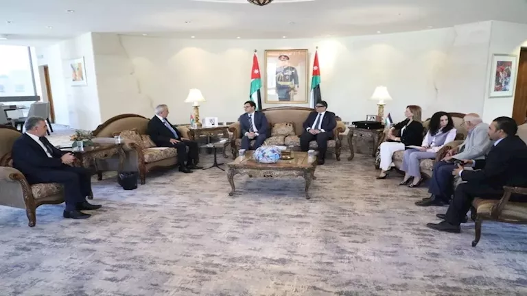 وزير الثقافة يلتقي نظيره الأردني لبحث التعاون الثقافي والفني بين البلد