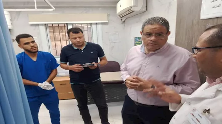 جولة مفاجئة لوكيل صحة المنوفية.. ماذا وجد فى مستشفى حميات أشمون؟