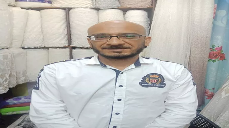 حلم محمد تحقق في سن 42 .. أكبر طالب ثانوية عامة بالإسكندرية يروي حكايت